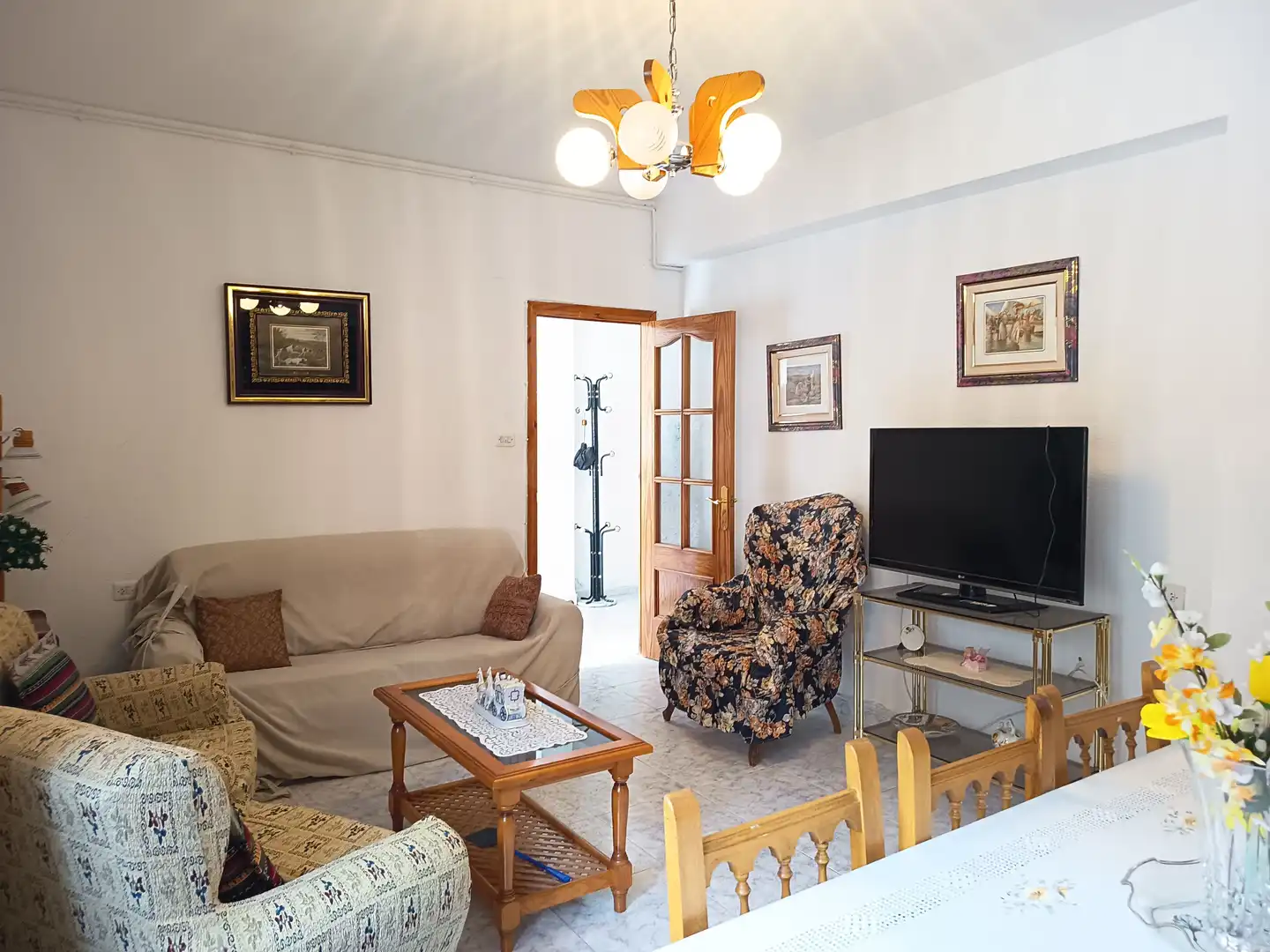 Sala de estar de Casa o chalet en venta en Baza con Aire acondicionado, Calefacción y Terraza