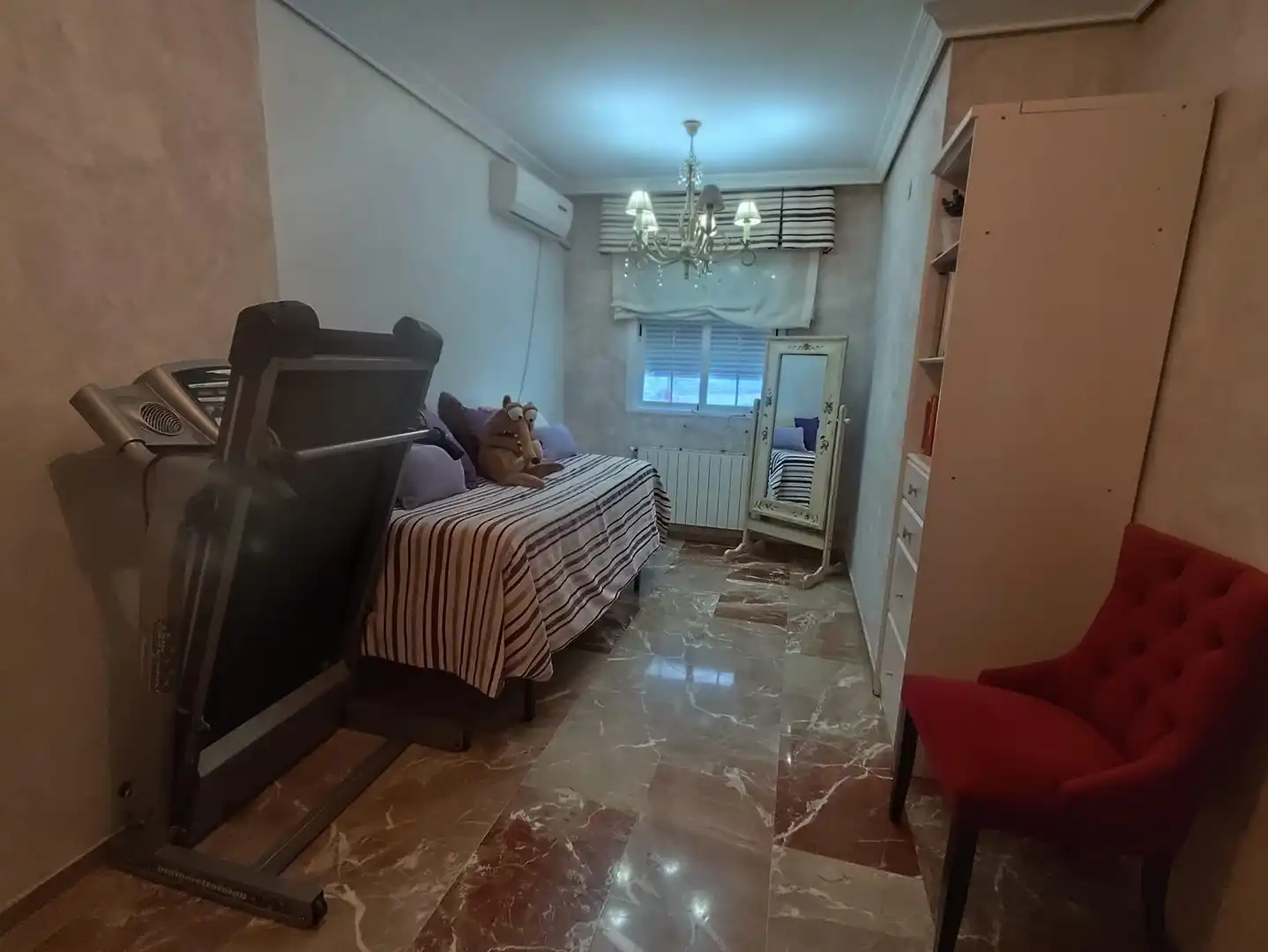 Bedroom of Houses for sale in Córdoba  with Air Conditioner, Terrace and Storage room