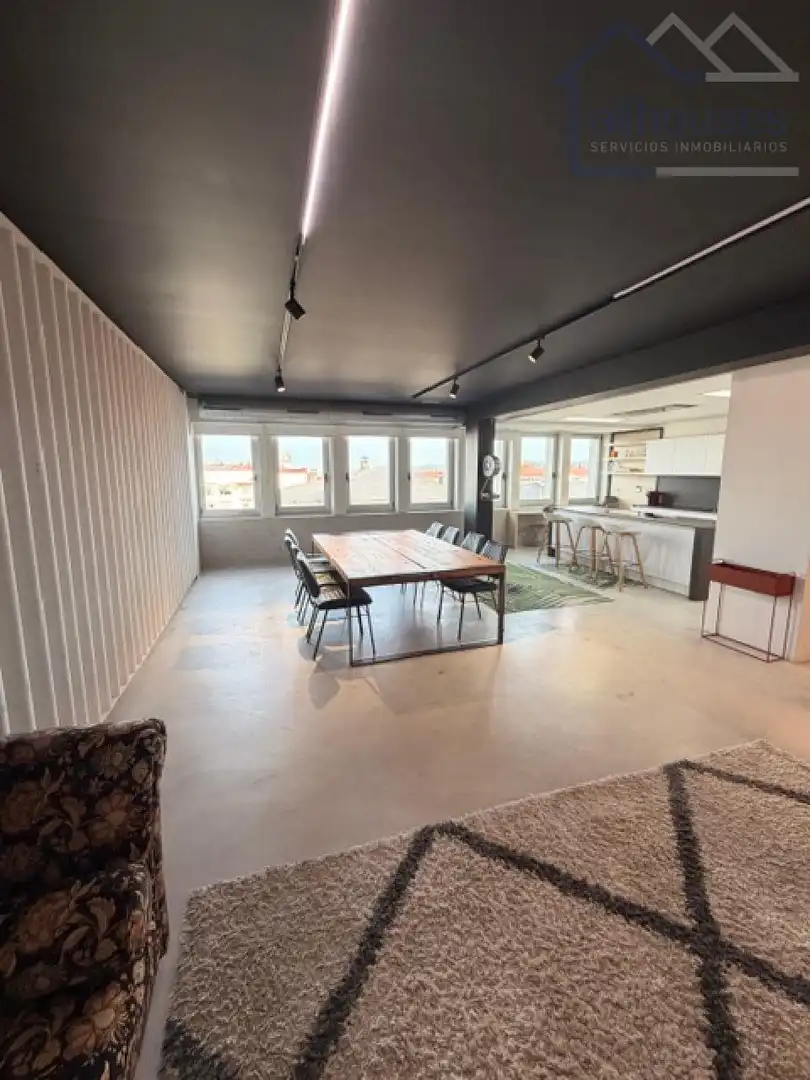 Comedor de Loft de alquiler en Vigo  con Calefacción, Trastero y Amueblado