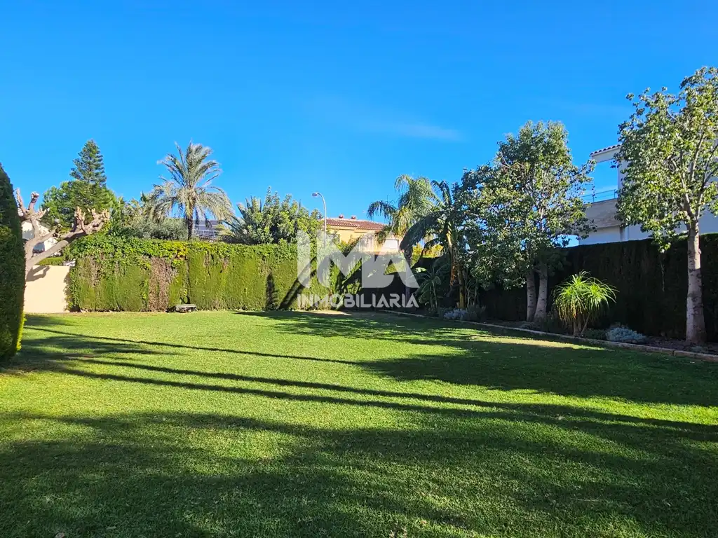 Jardí de Casa o xalet en venda en L'Eliana amb Aire condicionat, Calefacció i Jardí privat