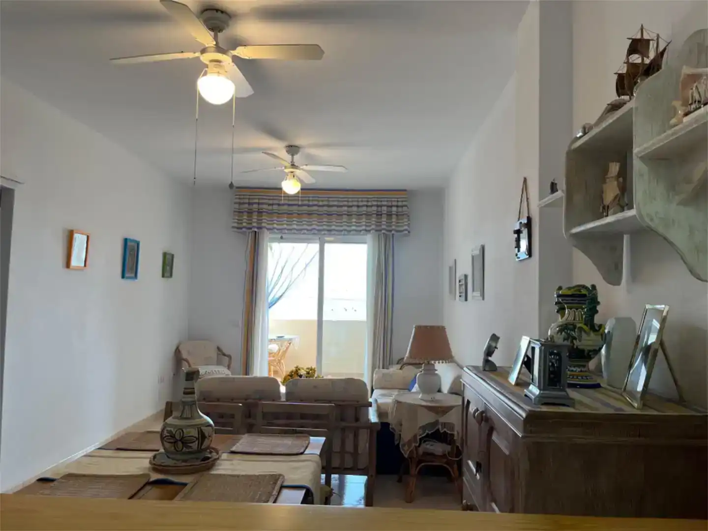 Sala de estar de Piso en venta en Polopos con Amueblado, Horno y Lavadora