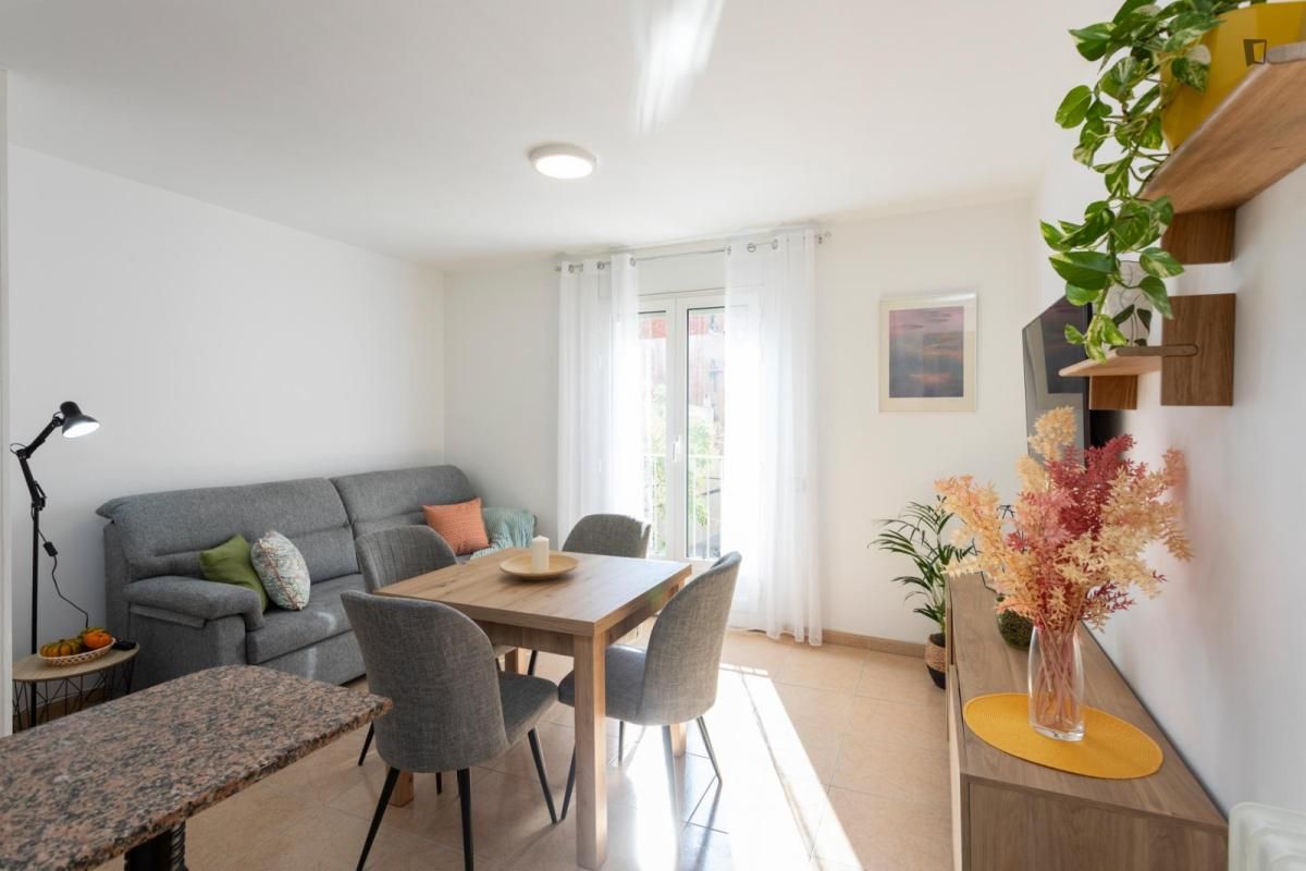 Dormitori de Apartament de lloguer en  Barcelona Capital amb Aire condicionat, Moblat i Forn