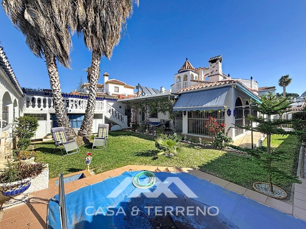 Garden of House or chalet for sale in Vélez-Málaga  with Air Conditioner, Private garden and Terrace
