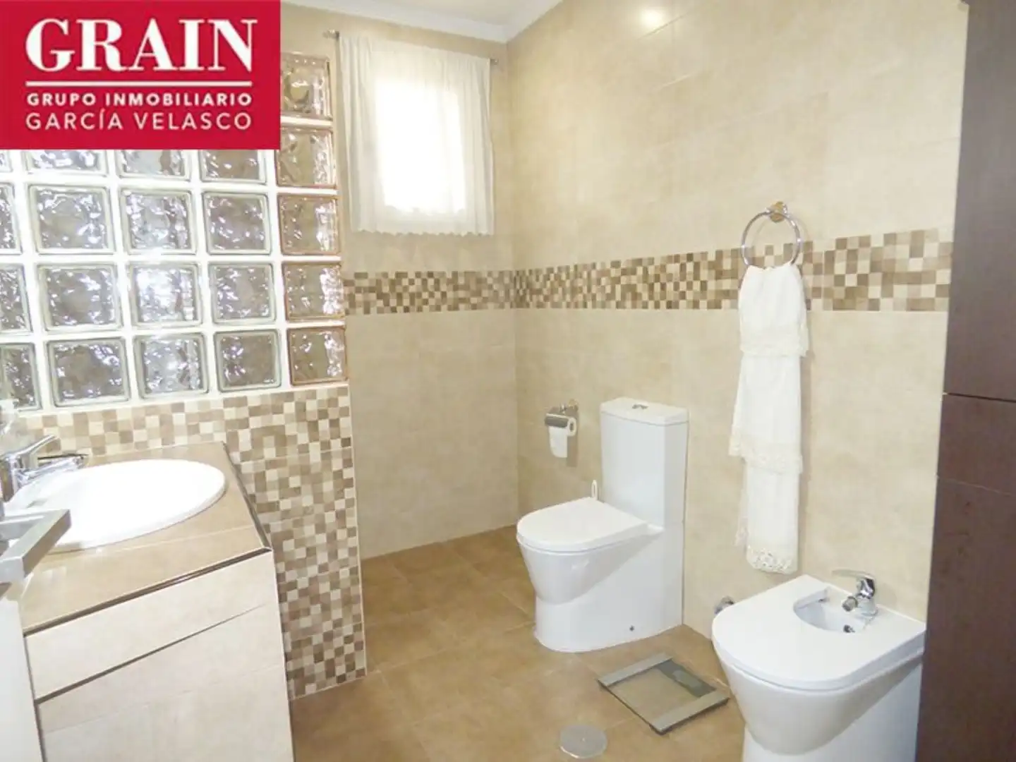 Chalet con terraza en venta en Imaginalia - Llanos del Águila, imagen 7