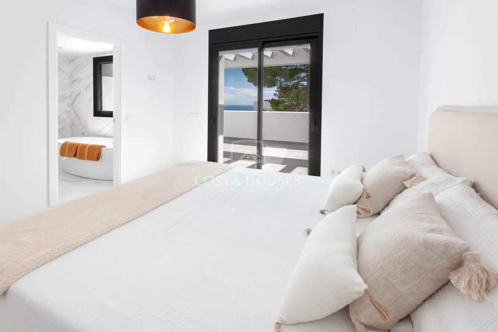Bedroom of Houses for sale in Jávea / Xàbia  with Air Conditioner, Private garden and Terrace