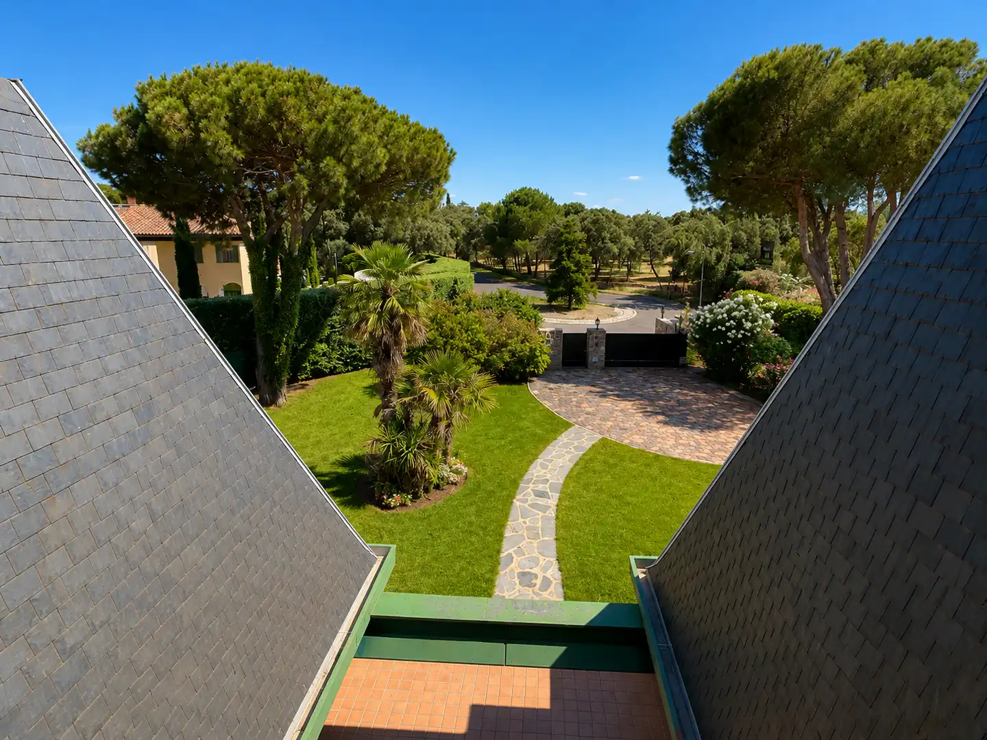 Villa mit Pool zum Verkauf in Urbanización Este - Montepríncipe, imagen 31