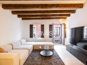 Ático con balcón en venta en Ciutat Vella