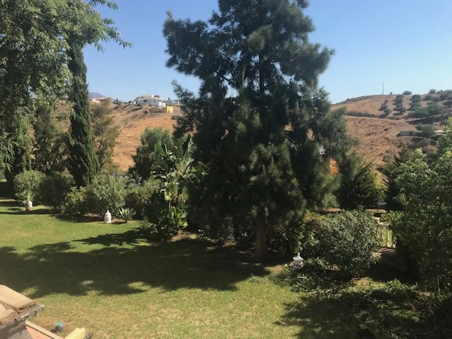 Garten von Einfamilien-Reihenhaus zum Verkauf in Mijas mit Klimaanlage, Terrasse und Abstellraum
