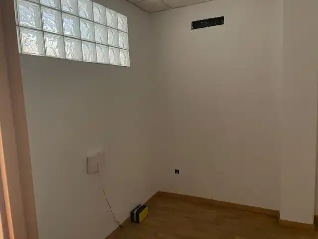 Commercial properties for sale in Calle Alicante, Juan de la Cierva