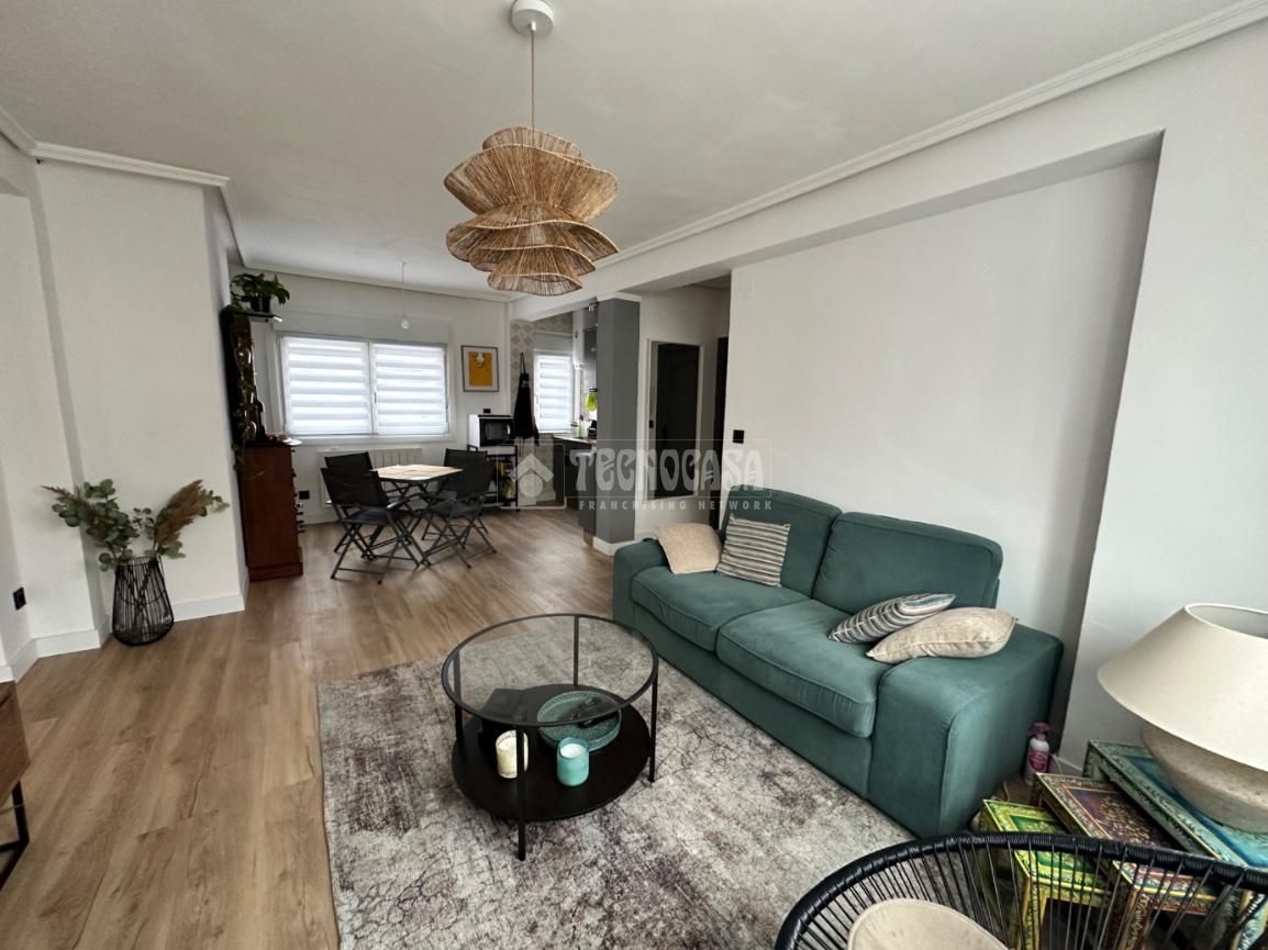 Living room of Flat for sale in Valladolid Capital