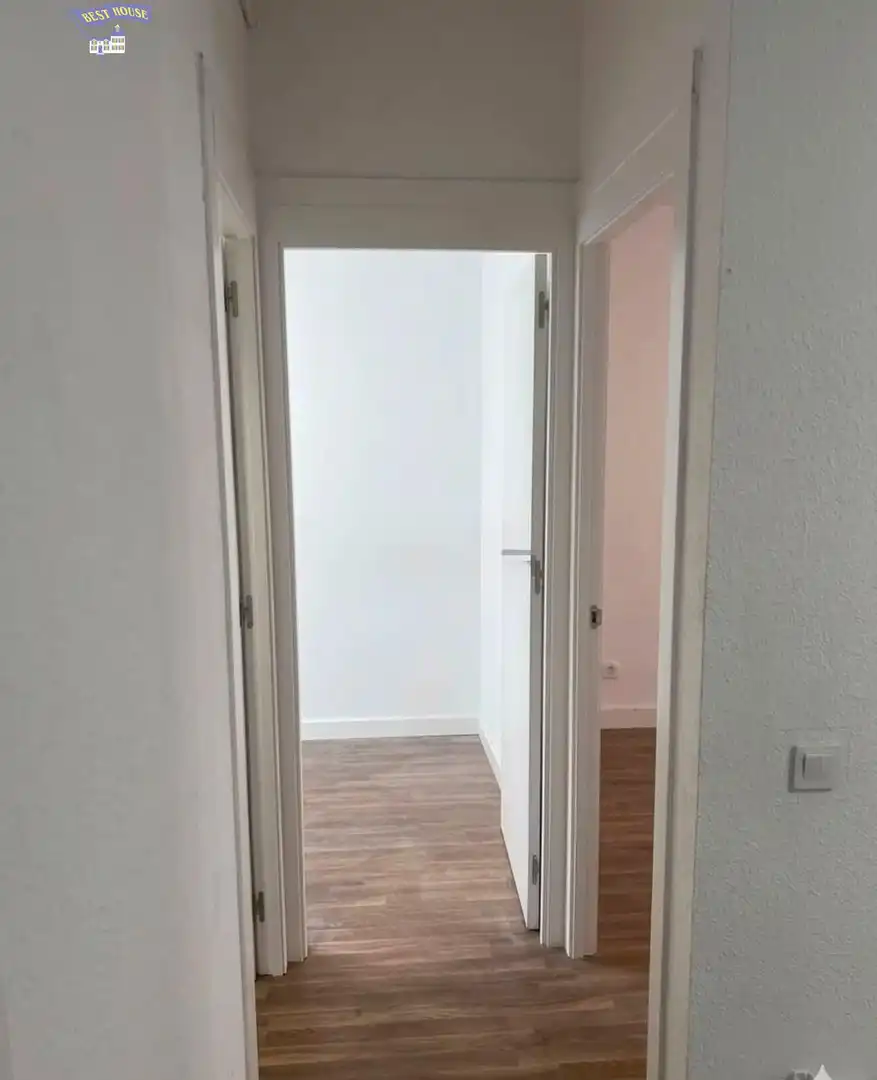 Wohnung zum Verkauf in Barcelona mit Parkett und Terrasse
