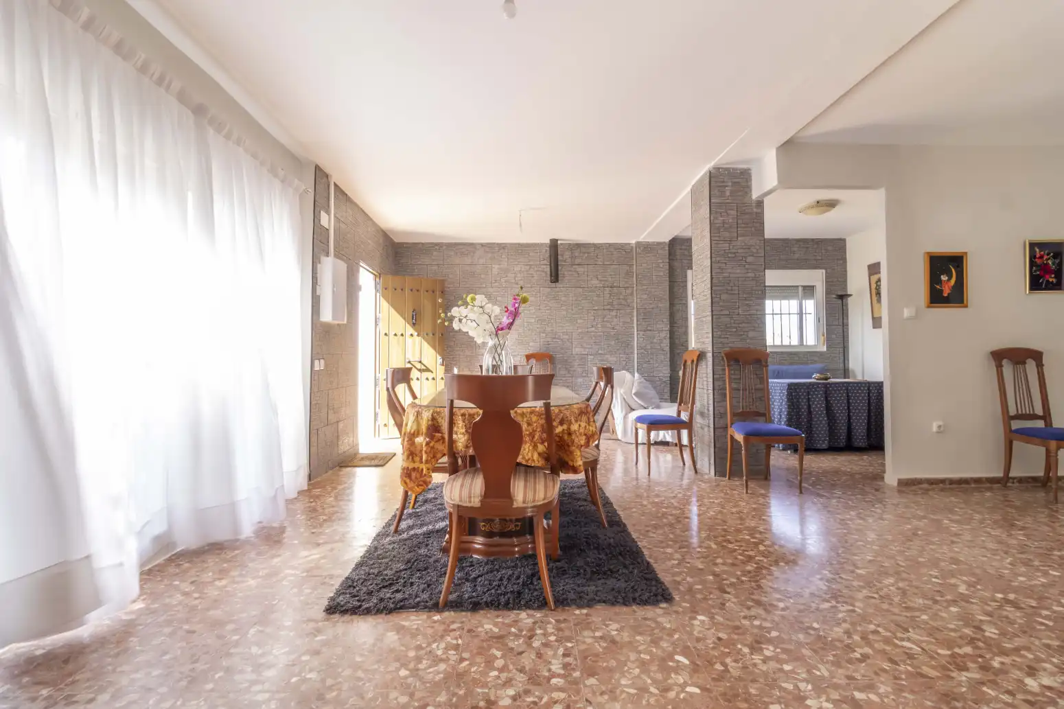 Comedor de Casa o chalet en venta en Guillena con Jardín privado, Terraza y Piscina