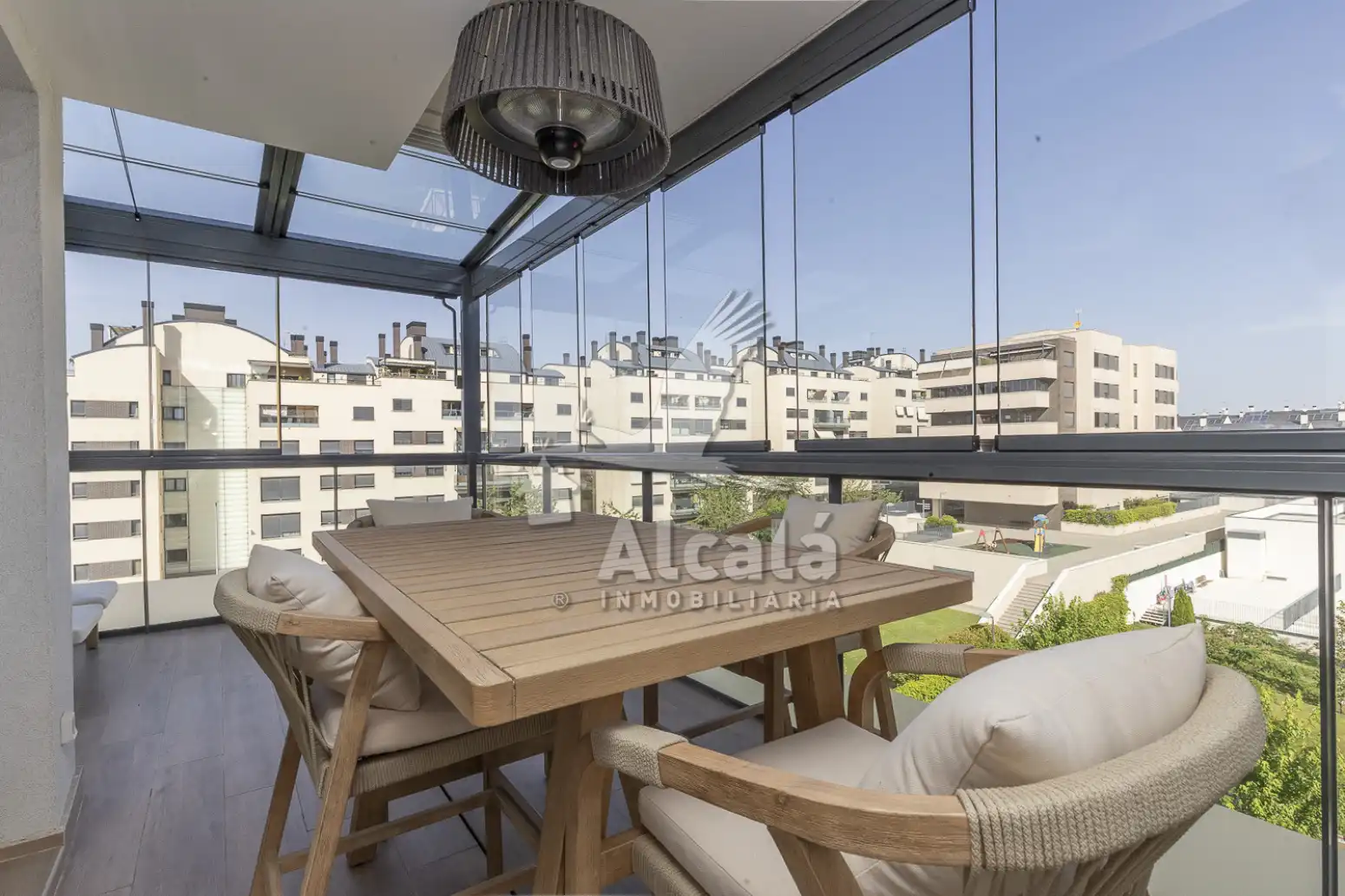 Terrassa de Àtic en venda en Rivas-Vaciamadrid amb Aire condicionat, Calefacció i Jardí privat