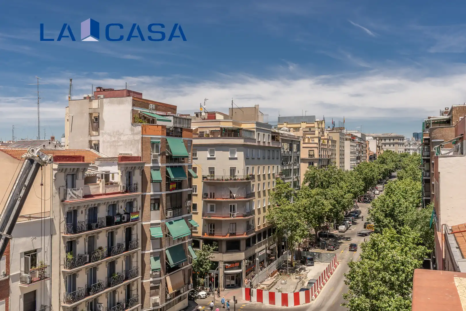 Vista exterior de Piso en venta en Madrid con Calefacción y Terraza