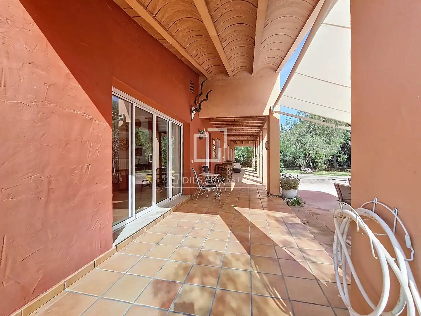 Jardí de Finca rústica en venda en Vilanova i la Geltrú amb Aire condicionat, Calefacció i Jardí privat