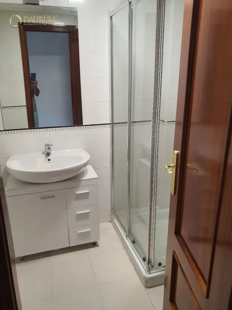 Badezimmer von Wohnung zum Verkauf in Mairena del Aljarafe mit Klimaanlage, Heizung und Abstellraum