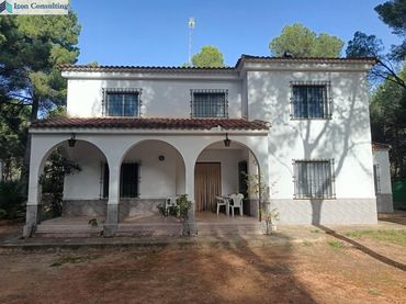 Chalet con balcón en venta en Pedanías - Extrarradio