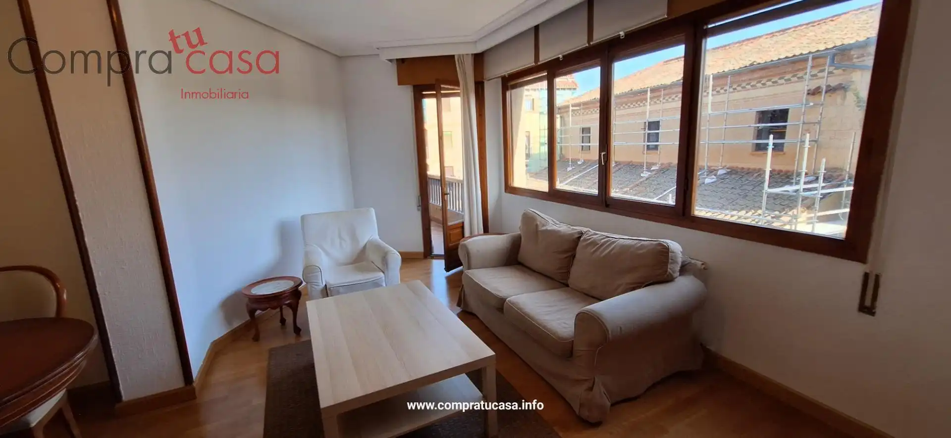 Sala d'estar de Pis de lloguer en Segovia amb Calefacció, Terrassa i Moblat