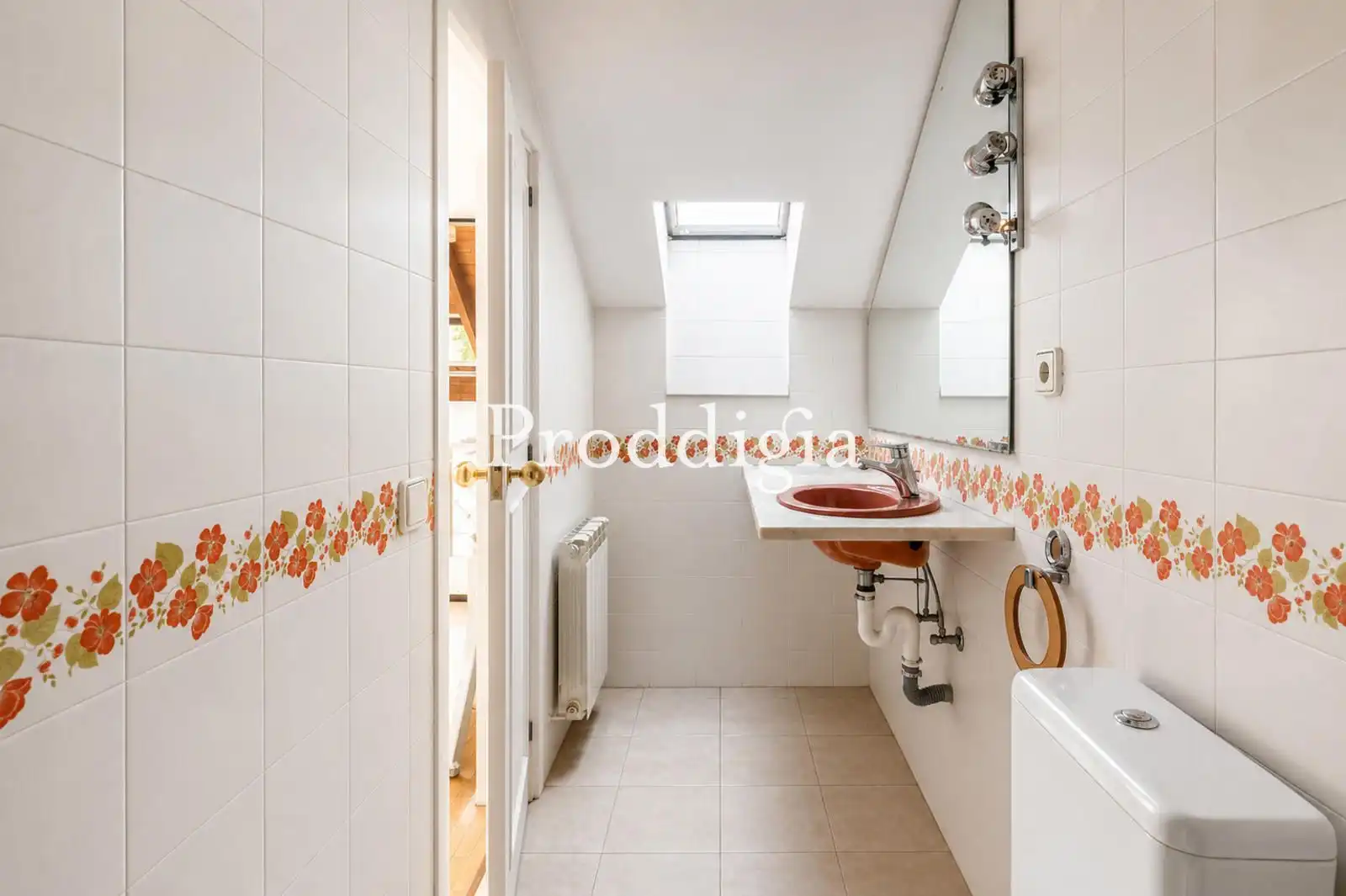 Bathroom of Houses for sale in Sant Cugat del Vallès  with Heating and Swimming Pool