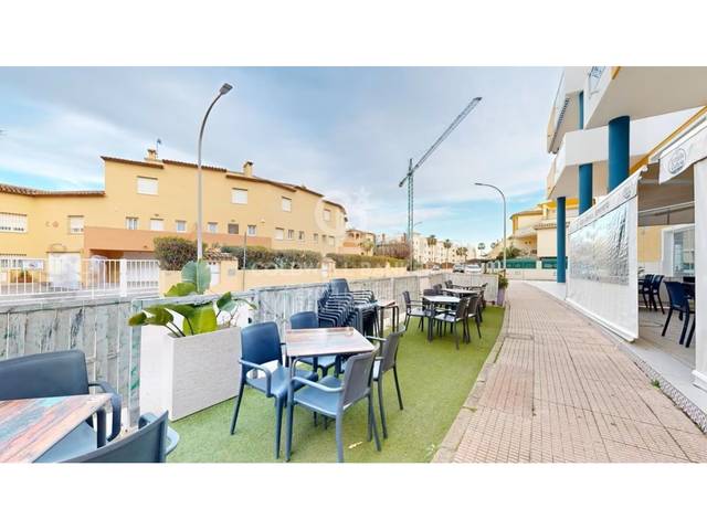 Local comercial en Venta en Calle Roderic D'Osona en Oliva Nova