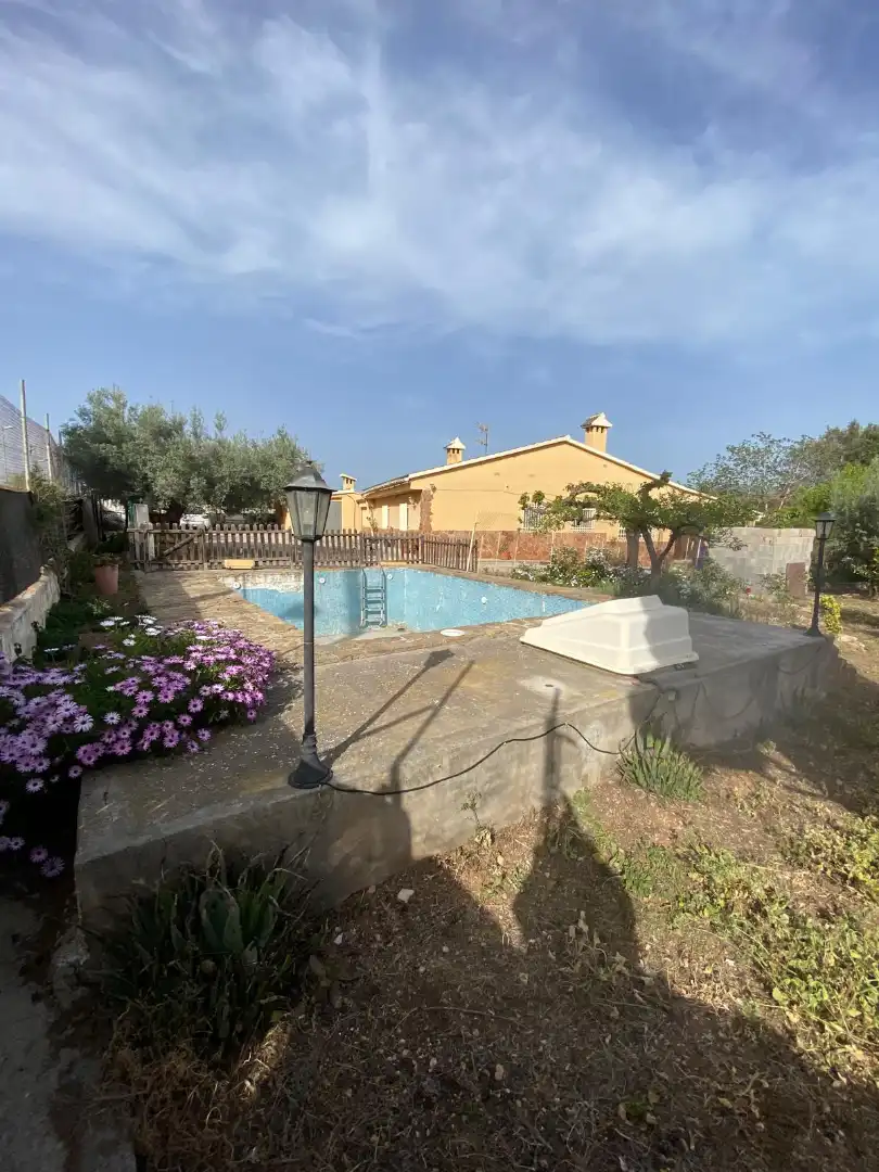 Piscina de Casa o xalet en venda en L'Alcora amb Aire condicionat, Calefacció i Jardí privat
