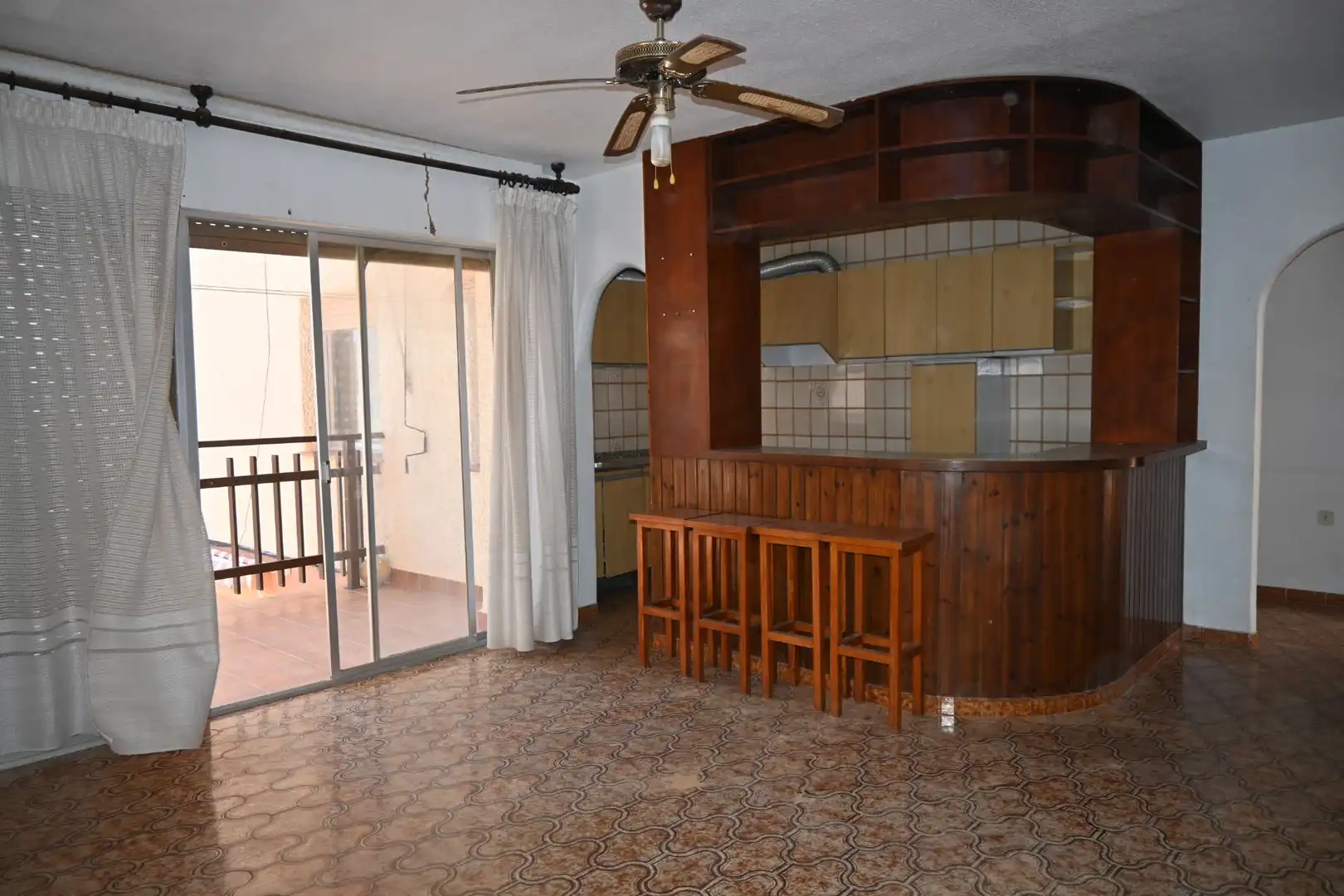 Cuina de Apartament en venda en La Manga del Mar Menor amb Terrassa i Rentadora