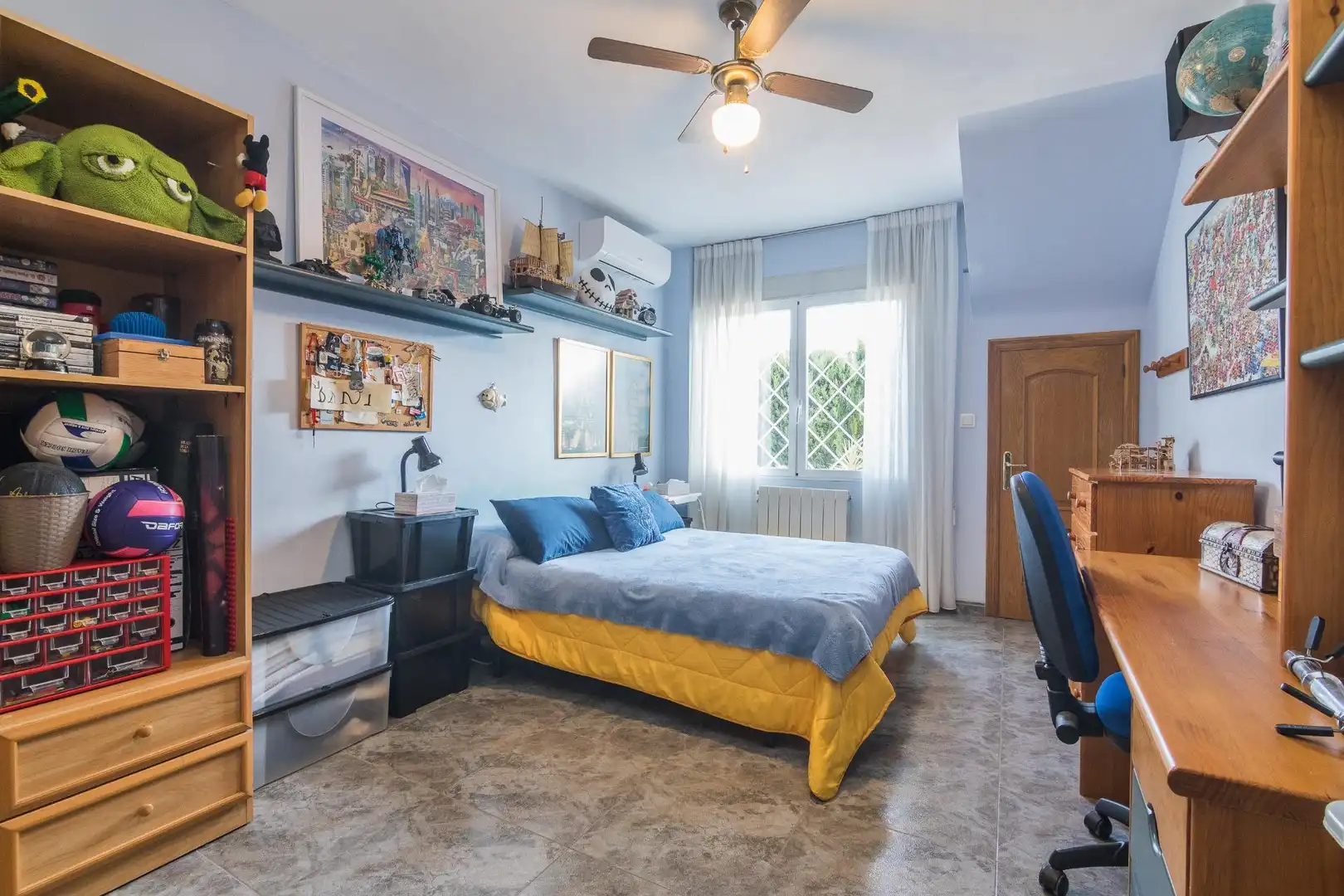 Dormitori de Casa o xalet en venda en Elche / Elx amb Aire condicionat, Calefacció i Jardí privat