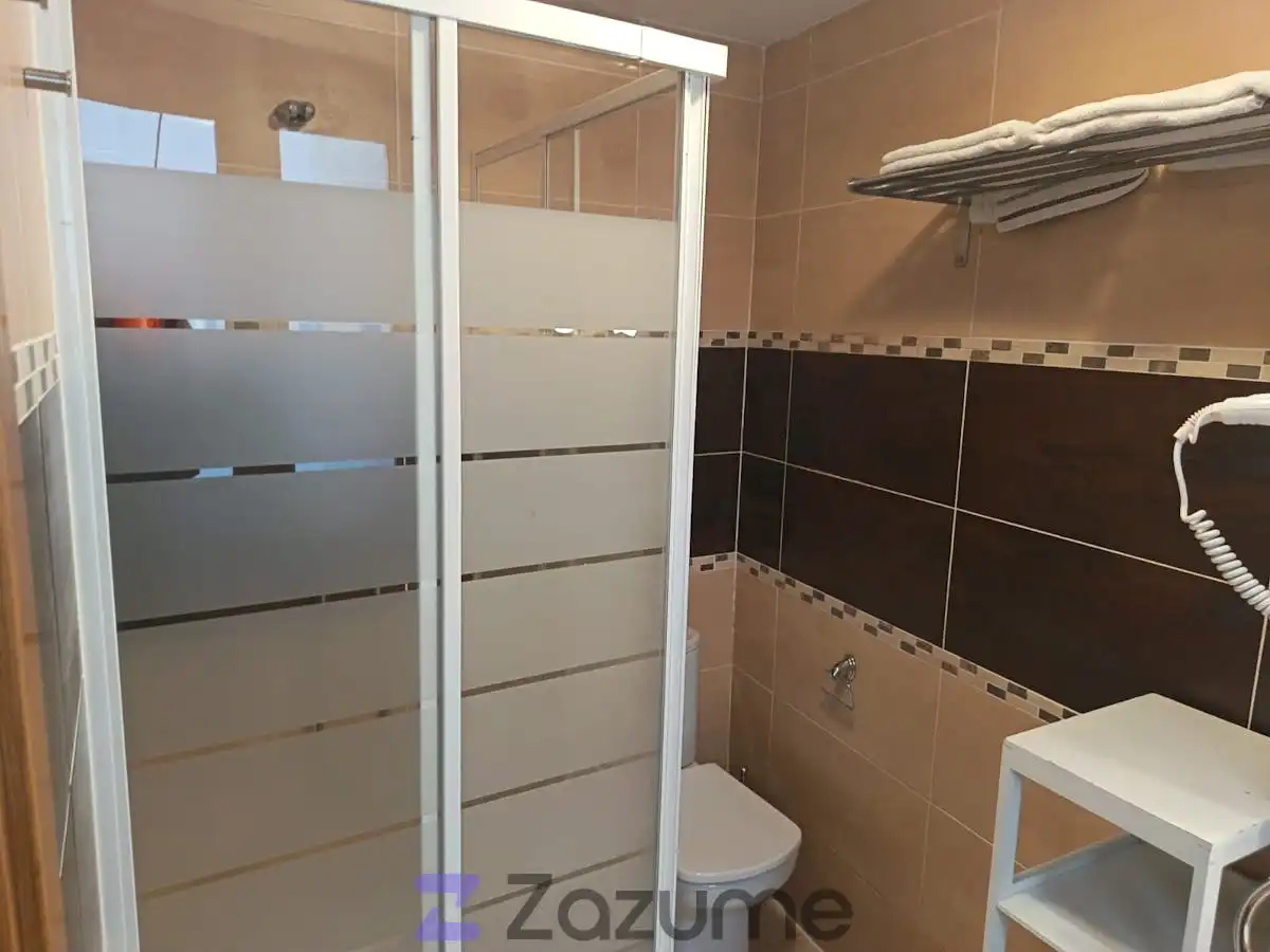 Bathroom of Flat for rent in Toledo  with Air Conditioner, Heating and Parquet flooring