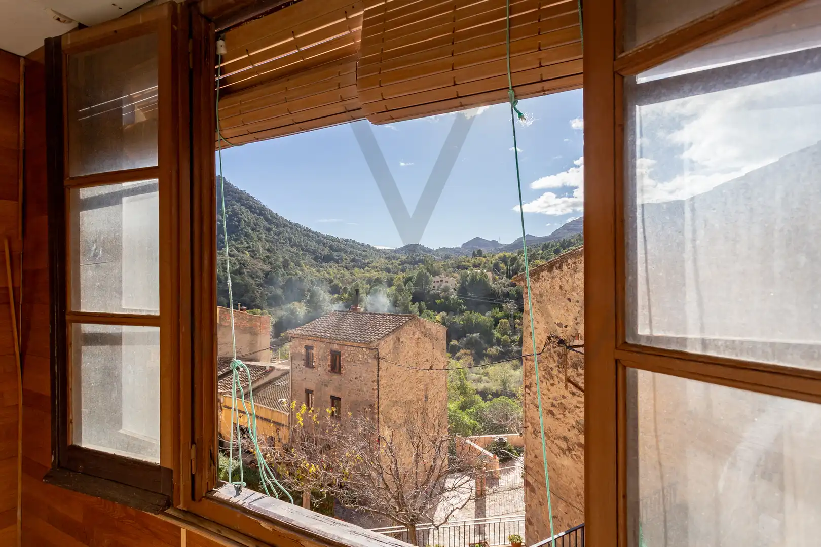 Vista exterior de Finca rústica en venda en L'Argentera amb Terrassa i Balcó