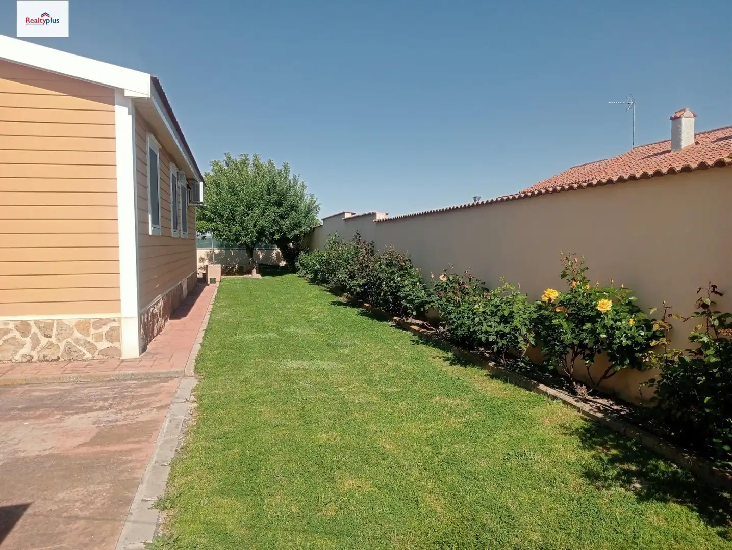 Garden of Houses for sale in La Colilla  with Air Conditioner, Heating and Private garden