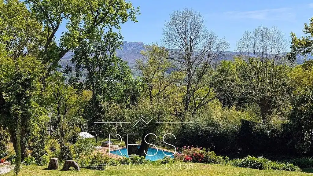 Jardí de Casa o xalet en venda en Hondarribia amb Aire condicionat, Jardí privat i Terrassa
