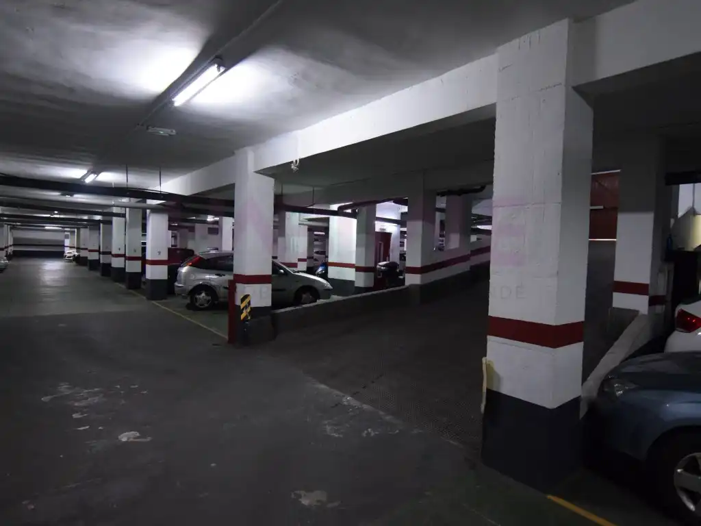 Einzelparkplatz zum Verkauf in Calle Torres, imagen 14