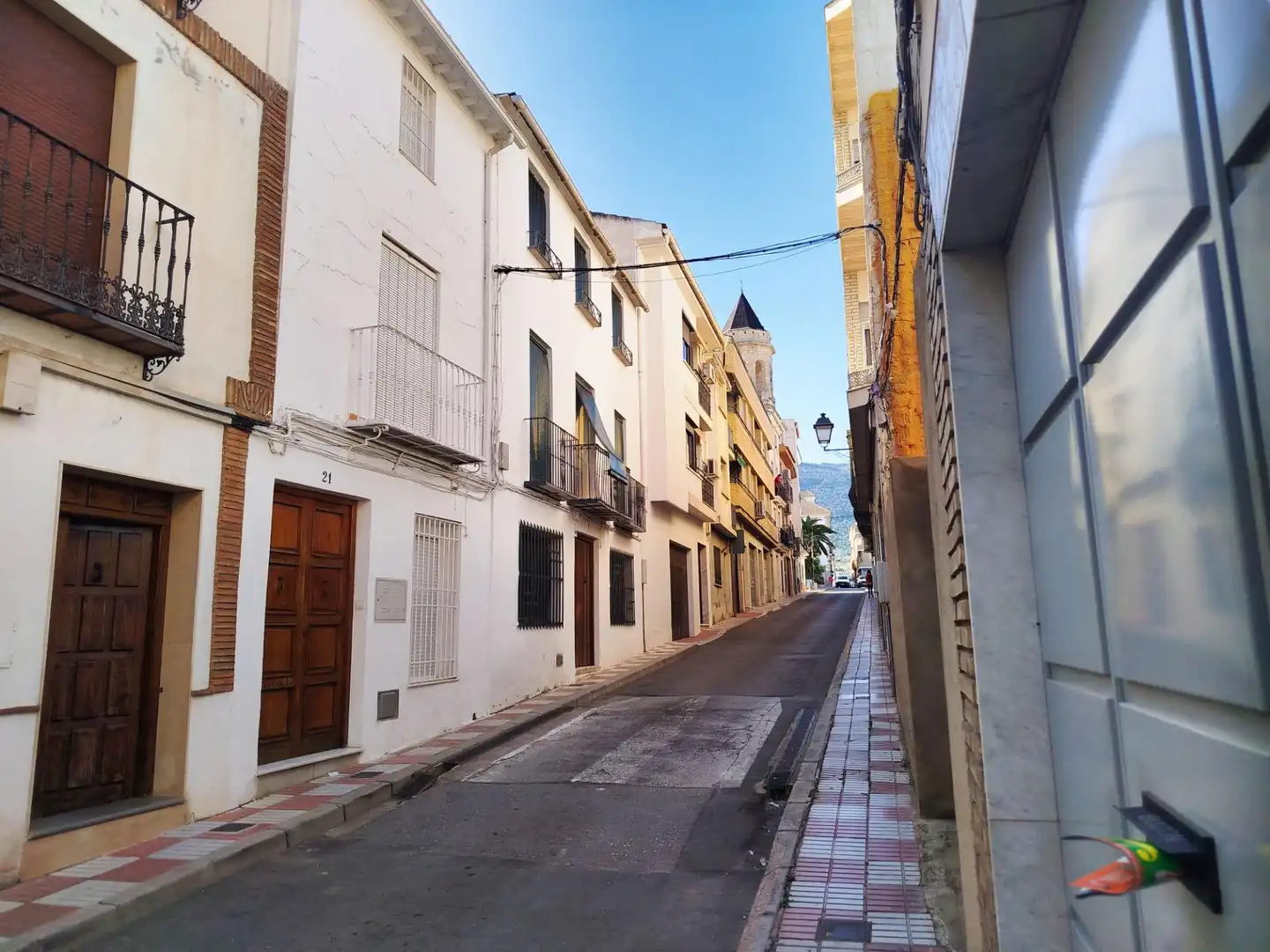 Vista exterior de Casa adosada en venda en Mancha Real amb Calefacció i Balcó