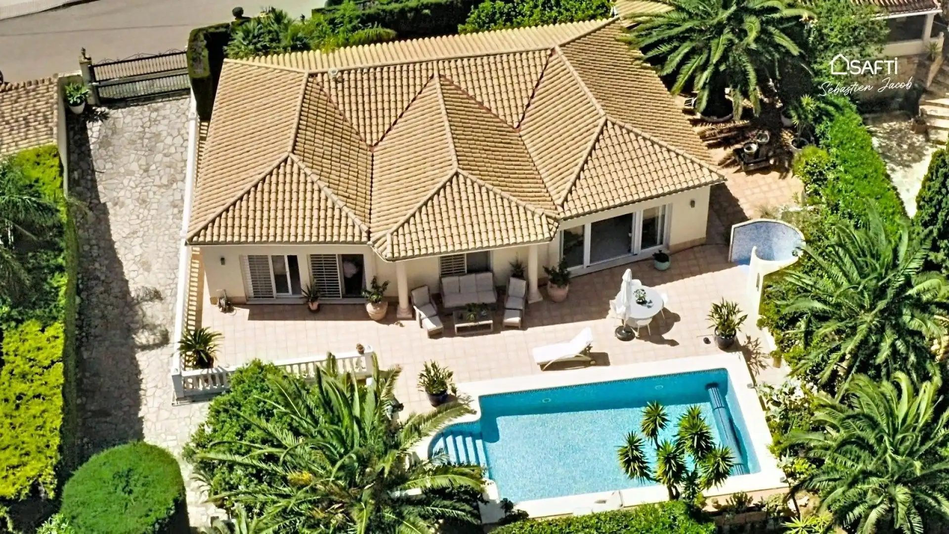 Exterior view of Houses for sale in Dénia  with Air Conditioner, Heating and Terrace