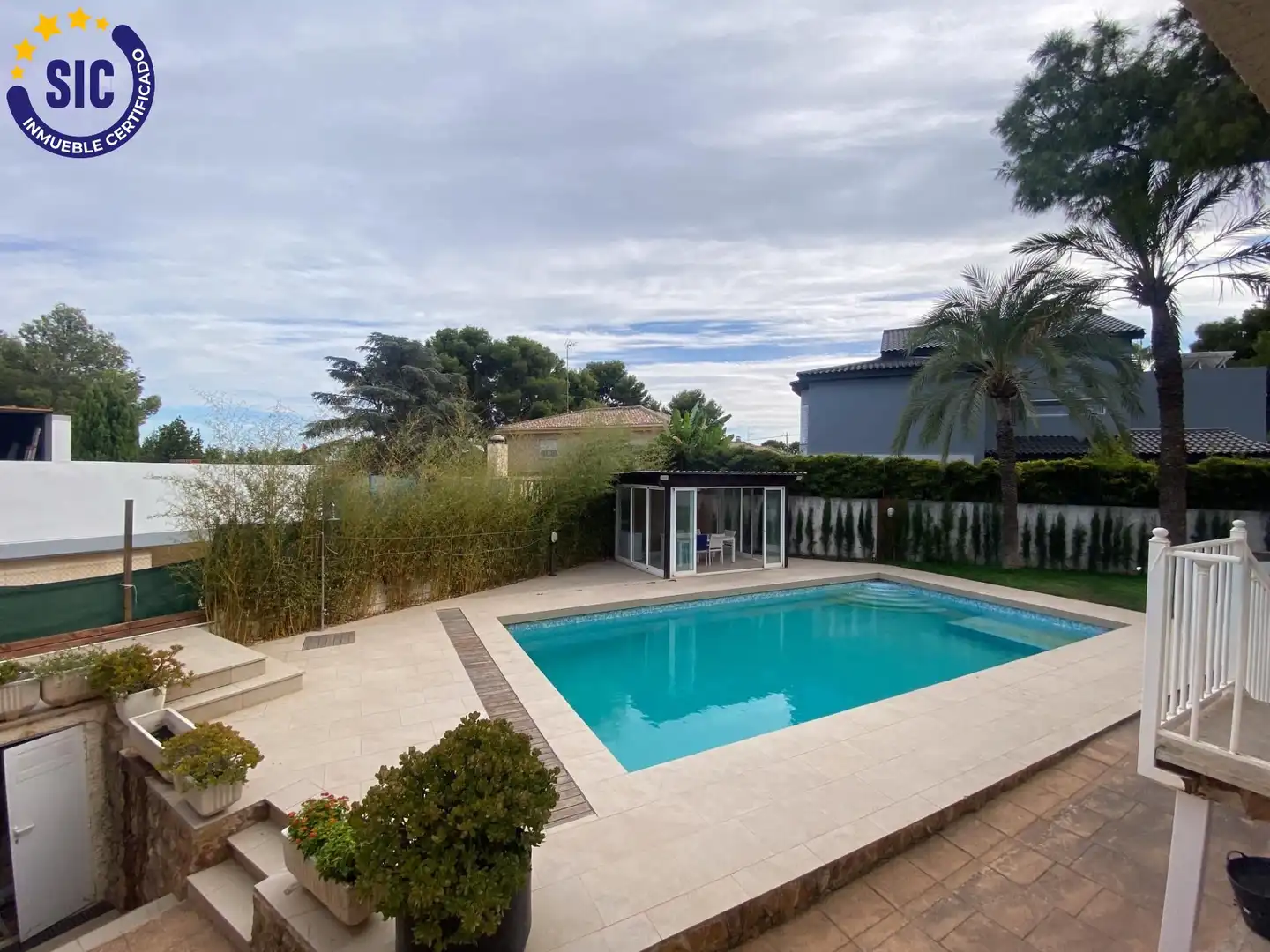 Piscina de Casa o chalet en venta en Torrent con Aire acondicionado, Calefacción y Jardín privado