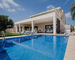 Piscina de Casa o xalet en venda en Algemesí amb Aire condicionat, Terrassa i Piscina