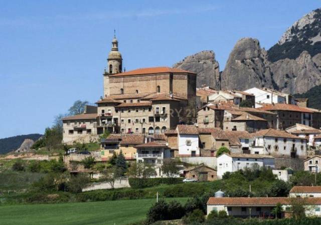 Casa-chalet en Venta en Calle Arrabal Bajo, 26, Torralba Del Río, Spain, 26 en Torralba del Río