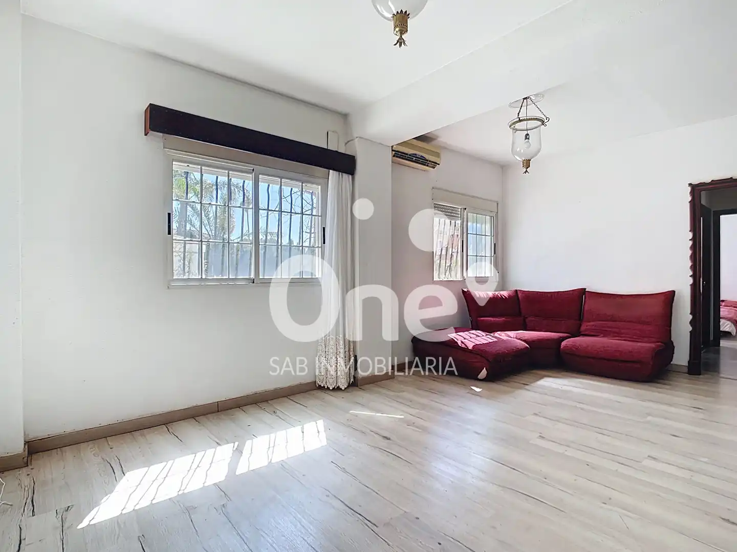 Living room of Houses for sale in L'Eliana  with Air Conditioner, Heating and Private garden