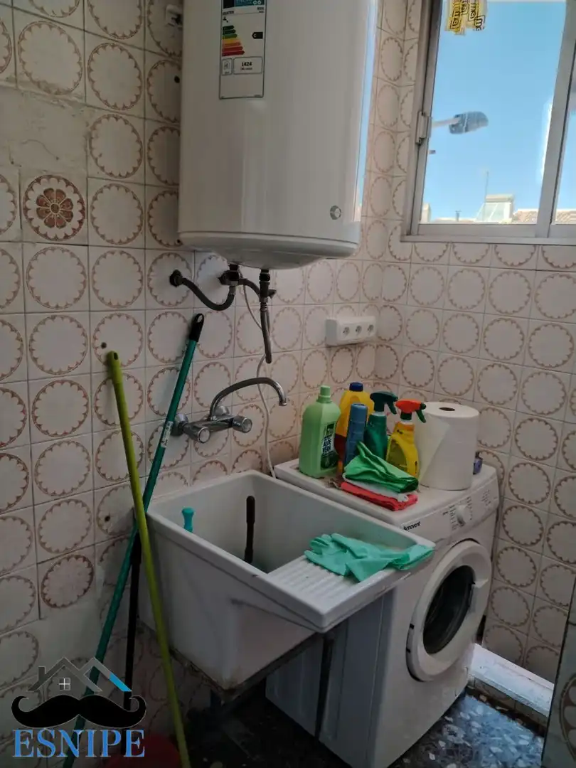 Badezimmer von Wohnung zum Verkauf in Archena mit Klimaanlage und Balkon