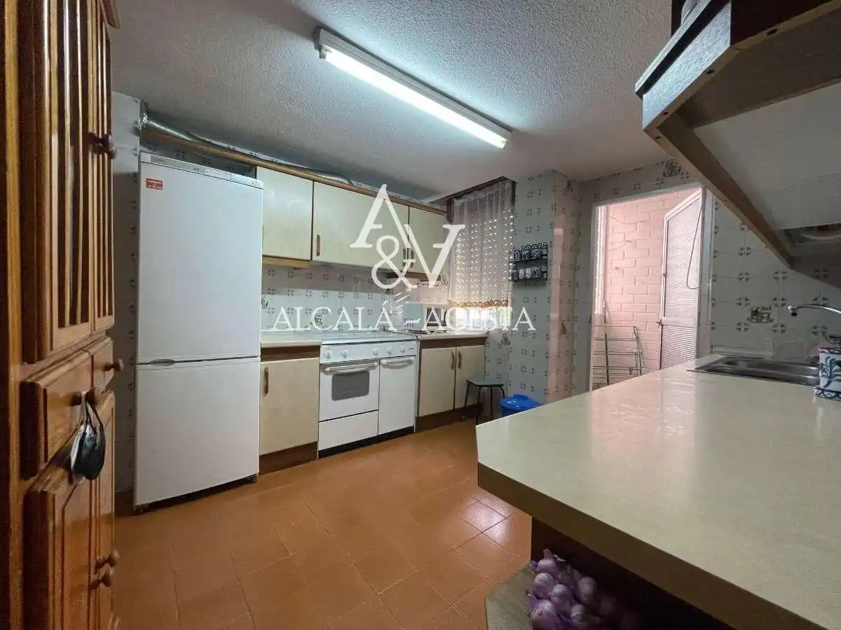 Flat for rent in Granada, Granada