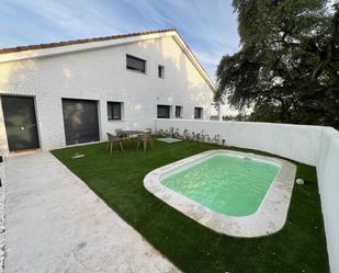 Swimming pool of Planta baja to rent in  Córdoba Capital  with Terrace and Swimming Pool