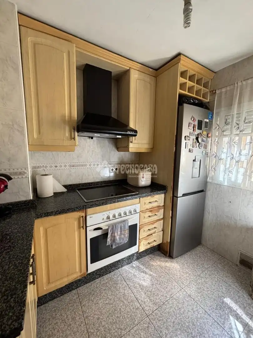Küche von Wohnung zum Verkauf in Alcalá de Guadaira mit Klimaanlage