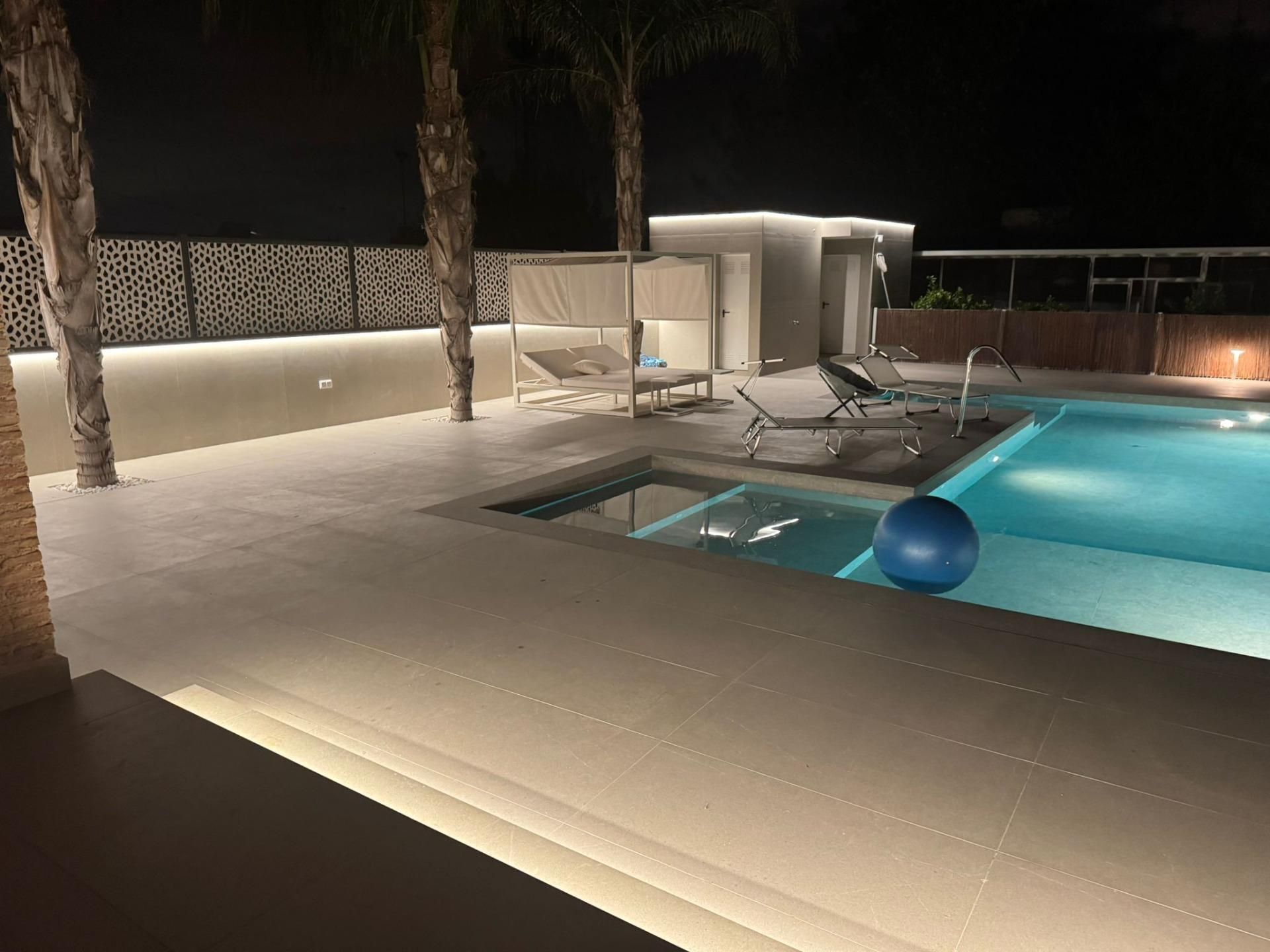 Piscina de Casa o chalet en venta en  Murcia Capital con Aire acondicionado, Calefacción y Parquet