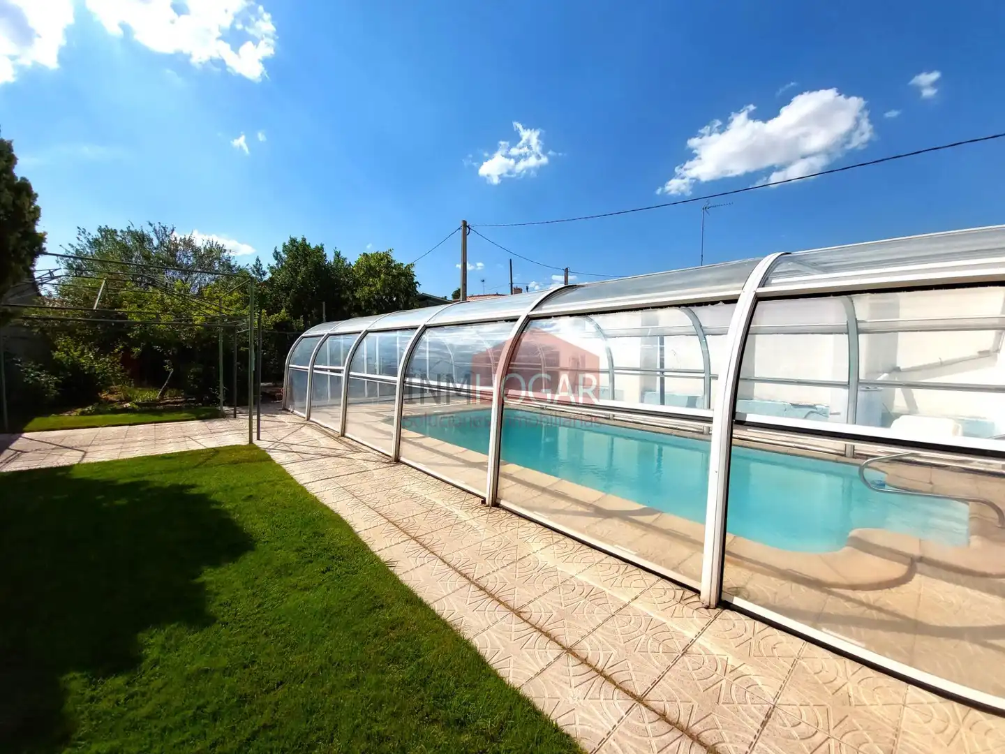Swimming pool of Houses for sale in Gutierre-Muñoz  with Heating, Private garden and Storage room