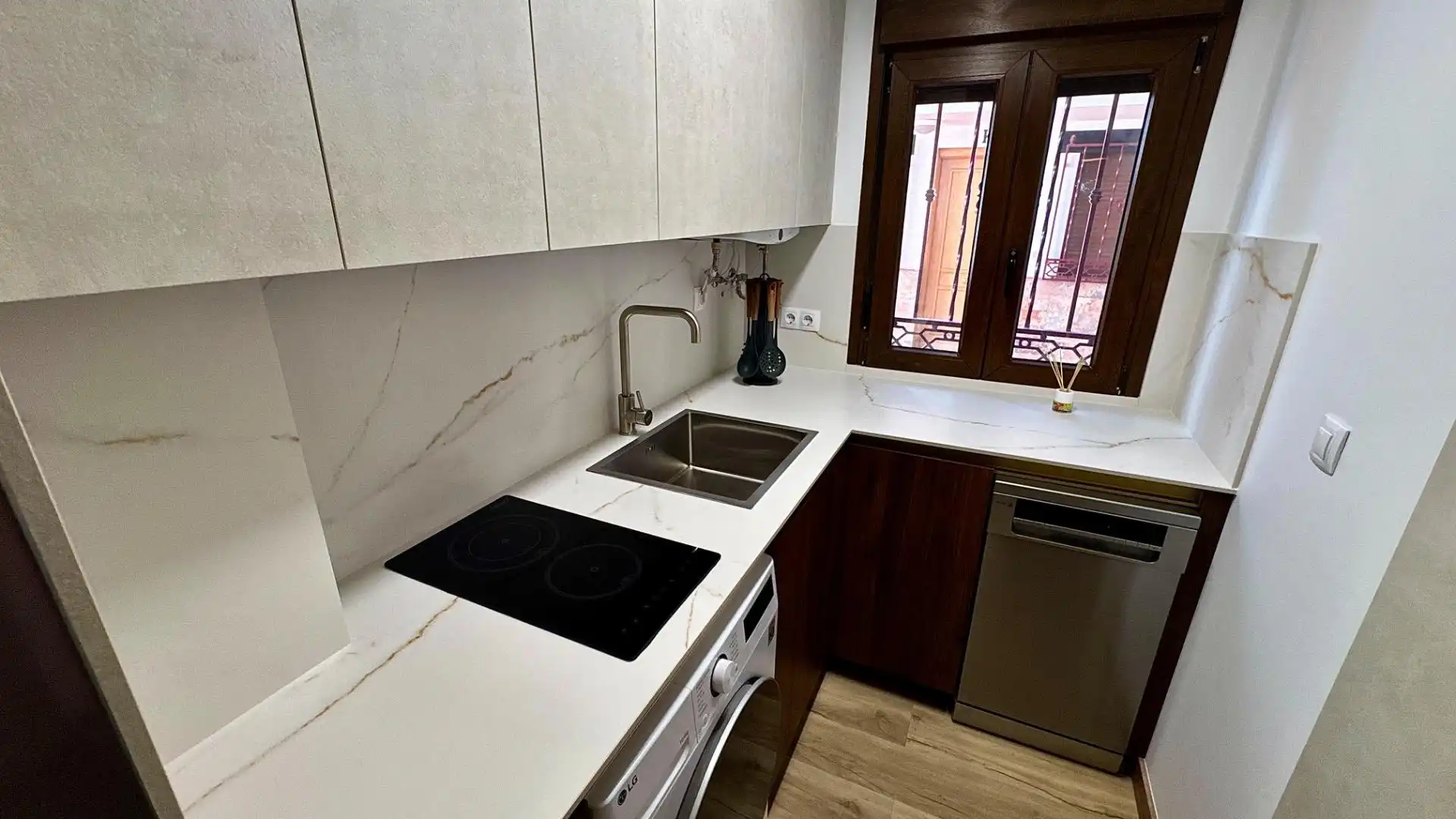 Kitchen of Flat for rent in Pinos Genil  with Air Conditioner, Heating and Furnished