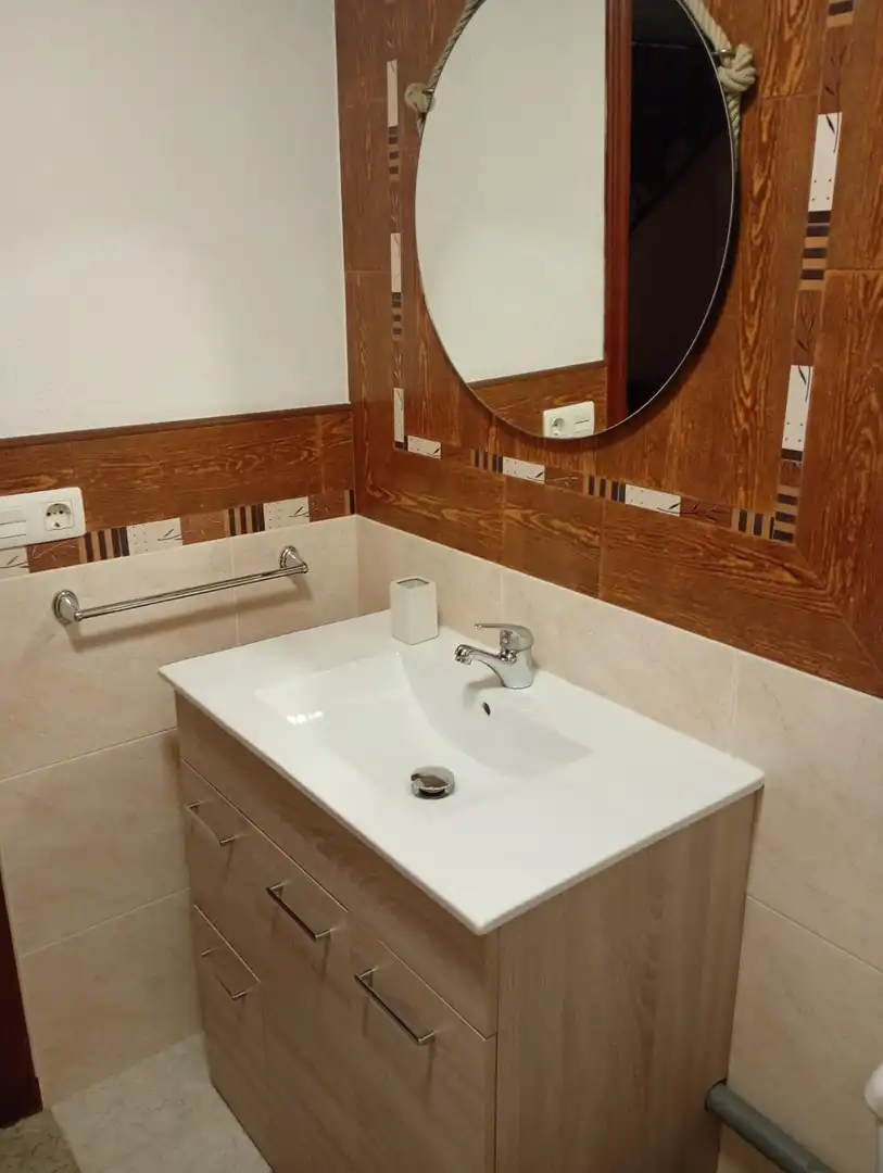 Badezimmer von Wohnungen zur Miete in Chauchina, Granada