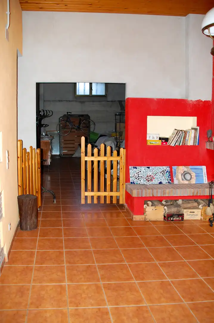 Houses for sale in Carretera Santa Pau, Olot