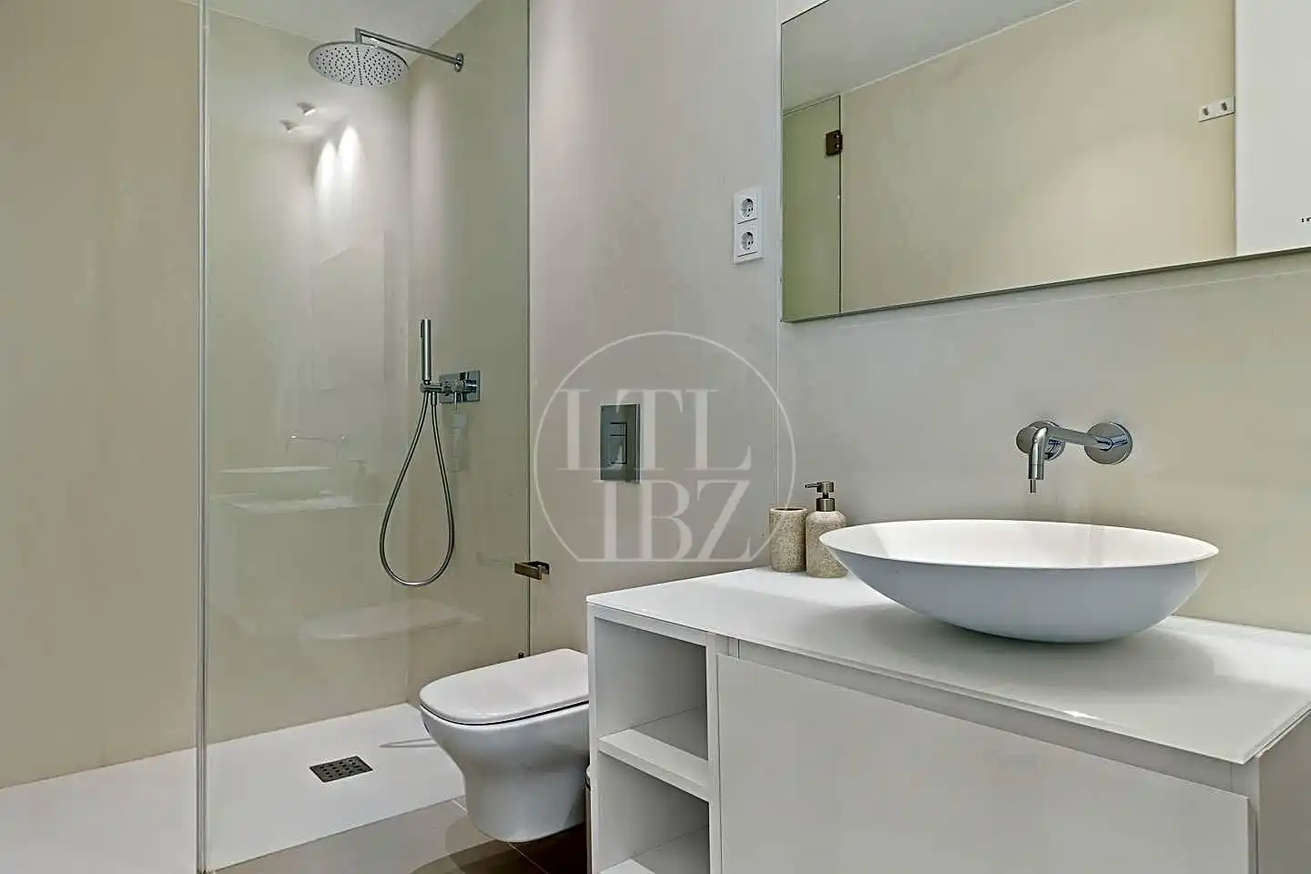 Apartamento de alquiler en Arrapatxita, Cap Martinet