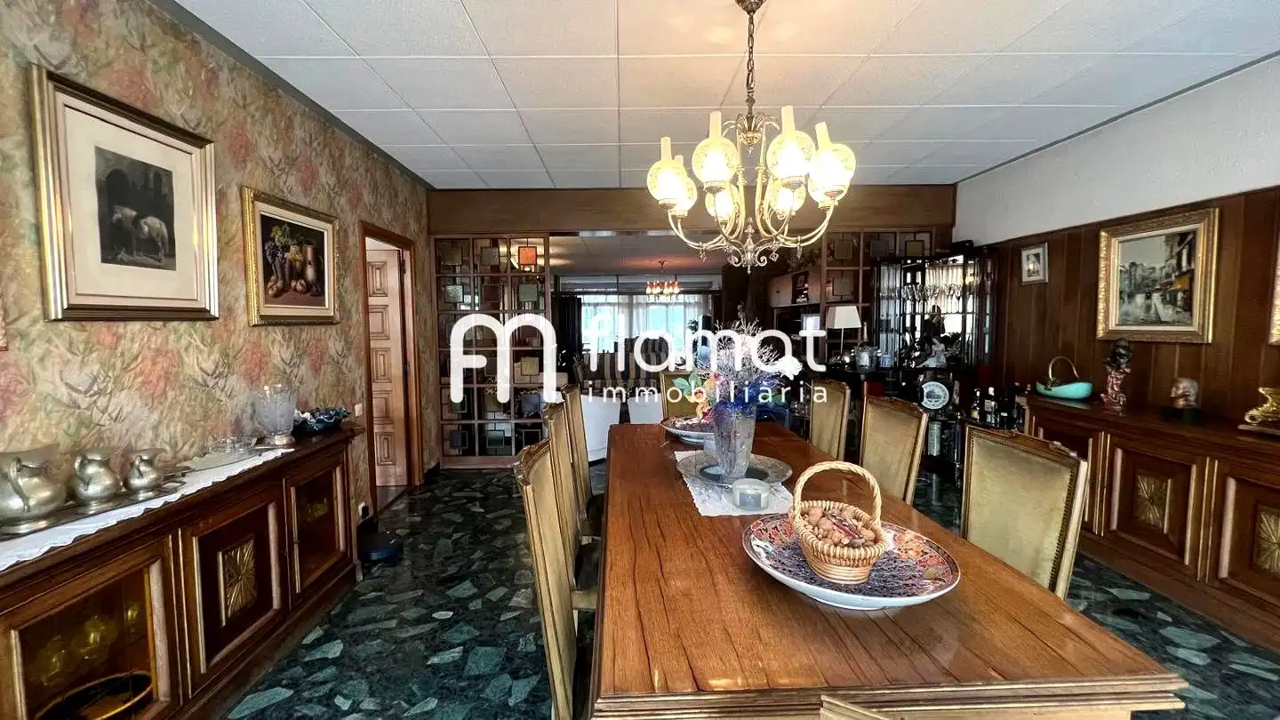 Comedor de Casa o chalet en venta en Barcelona