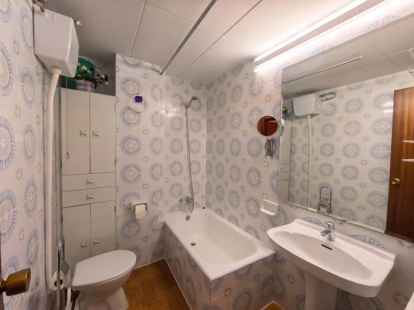 Bathroom of Flat for sale in Eslida  with Air Conditioner